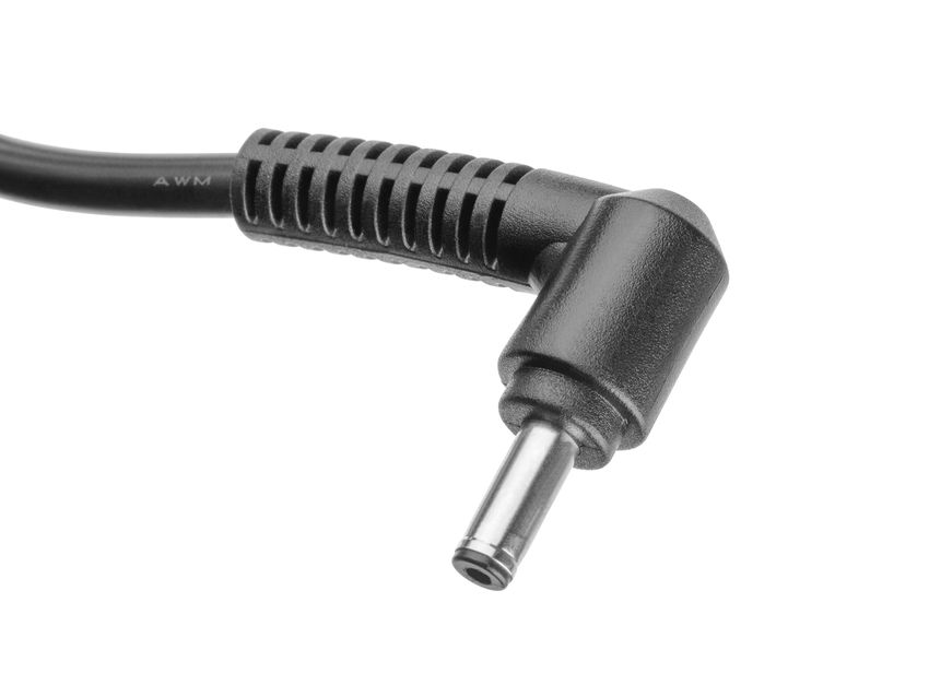 Green Cell PRO polnilec / AC Adapter 19V 2.37A 45W za Asus R540 X200C X200M X201E X202E Vivobook F201E S200E ZenBook UX31A UX32V (AD40P)